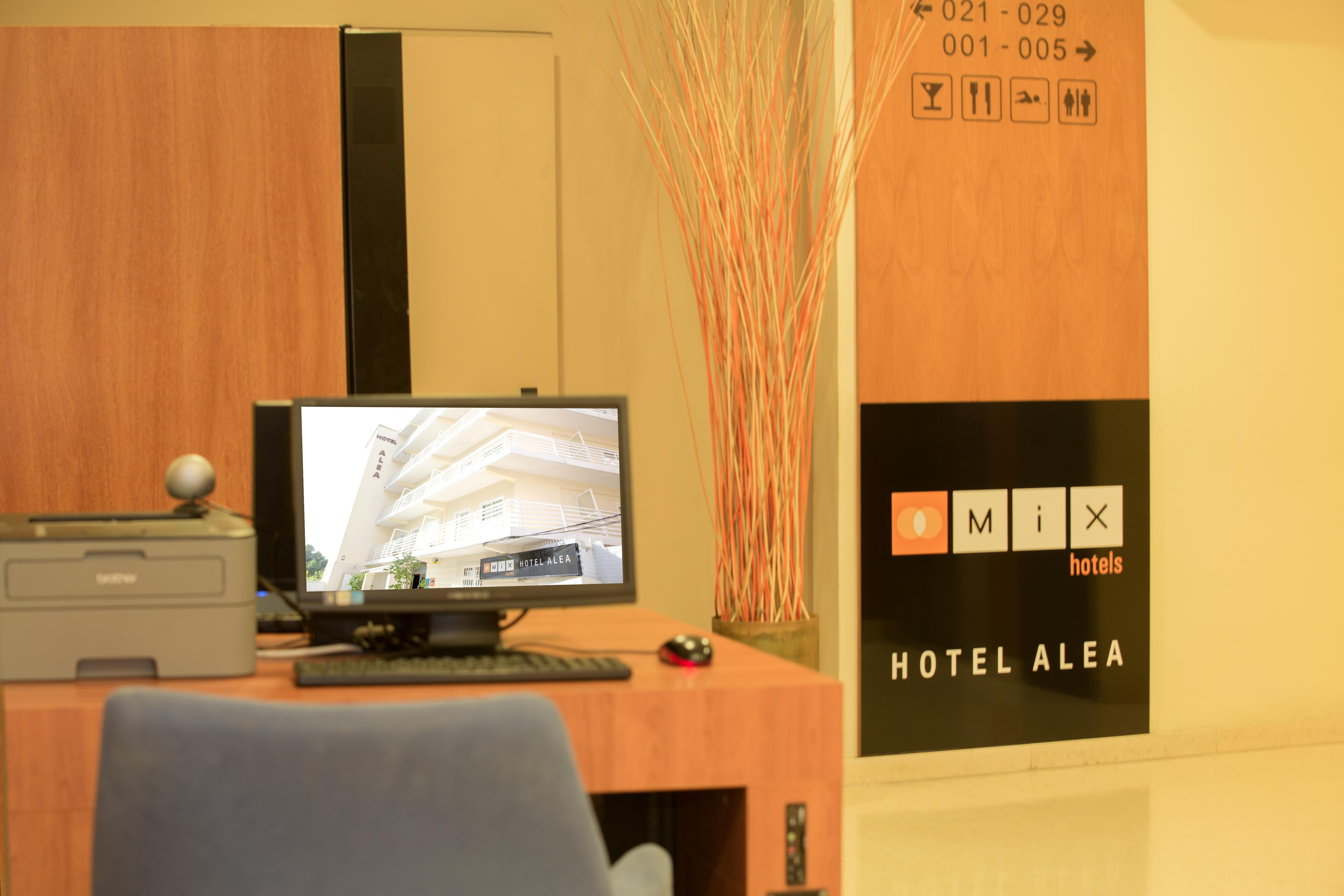 Hotel Alea เอลอาเรนัล ภายนอก รูปภาพ